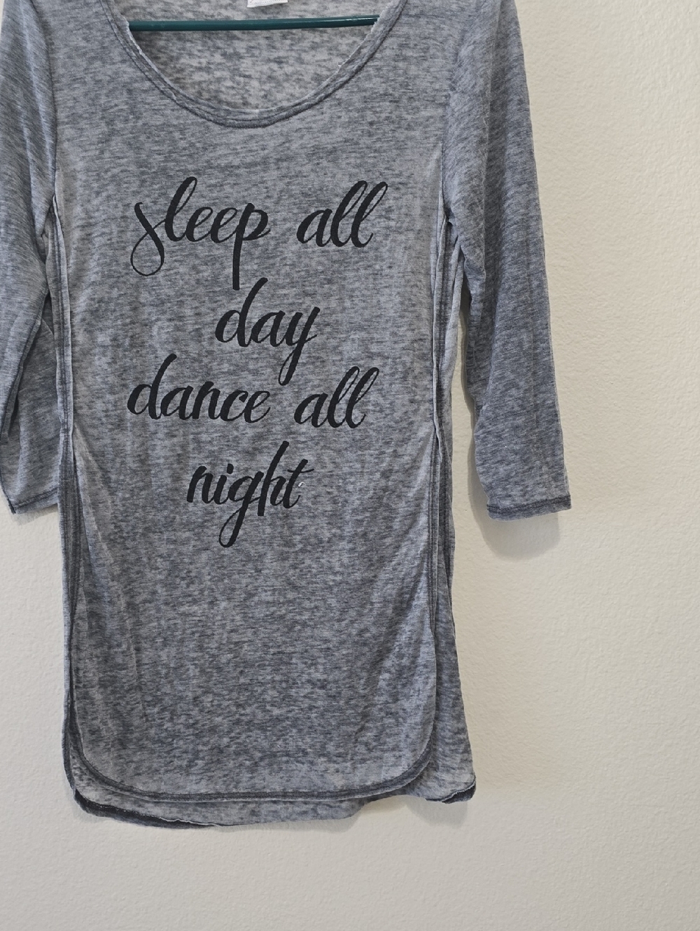 Daytrip Gray 'Sleep‎ All Day Dance All Night' Women's Sleep Shirt Size Missing